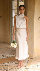 Fashi Glow Sleeveless Halter Neck Dress  Elegant Summer Eveningwear for Women’s